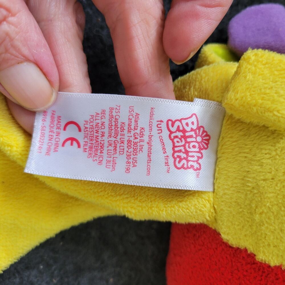 Bright Starts Baby Teether Giraffe Security Blanket Crinkle Lovey Kids II,‎ 10" - Picture 2 of 5